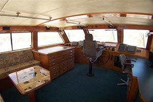trawler motoryacht captain area
