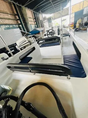 2024 Yamaha Southwind Speedboat forward seating